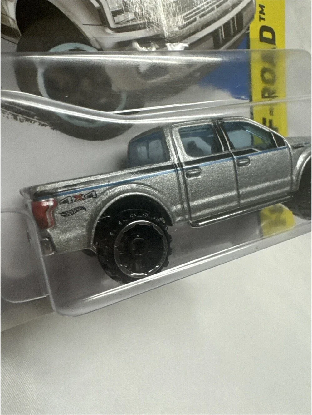 Hot Wheels Silver '15 Ford F-150 Pickup Truck 119/250 2015 HW Off-Road Road